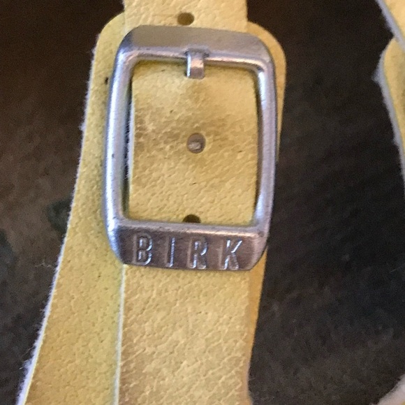Birkenstock Women’s Yellow Leather 3 Strap Sandals Size 7    (read) - Picture 13 of 16